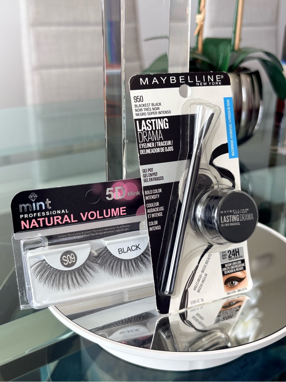 Maybelline Lasting Drama Gel Eyeliner + 5D Mink Lashes
